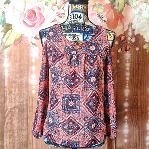 💥Clearance💥 Speechless COLD SHOULDER SHEER TOP SIZE LARGE red and blue